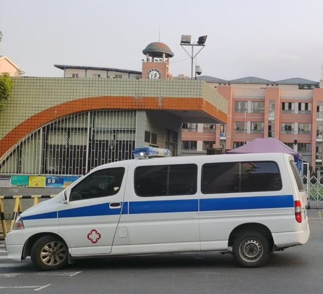 全椒救护车出租护送骨折病人一公里多少钱